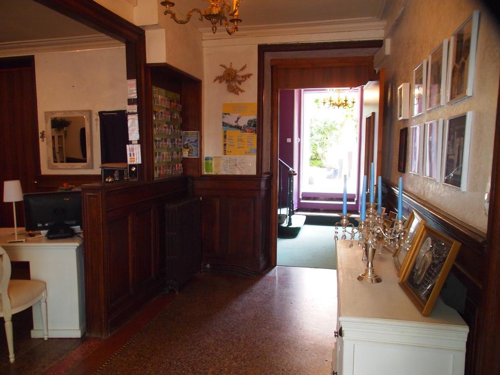 Hotel Emma Calve Millau Zewnętrze zdjęcie