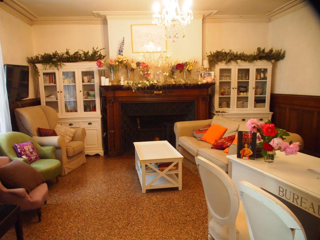 Hotel Emma Calve Millau Zewnętrze zdjęcie