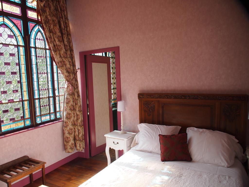 Hotel Emma Calve Millau Pokój zdjęcie