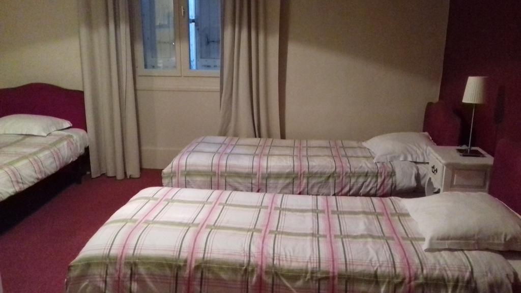 Hotel Emma Calve Millau Zewnętrze zdjęcie