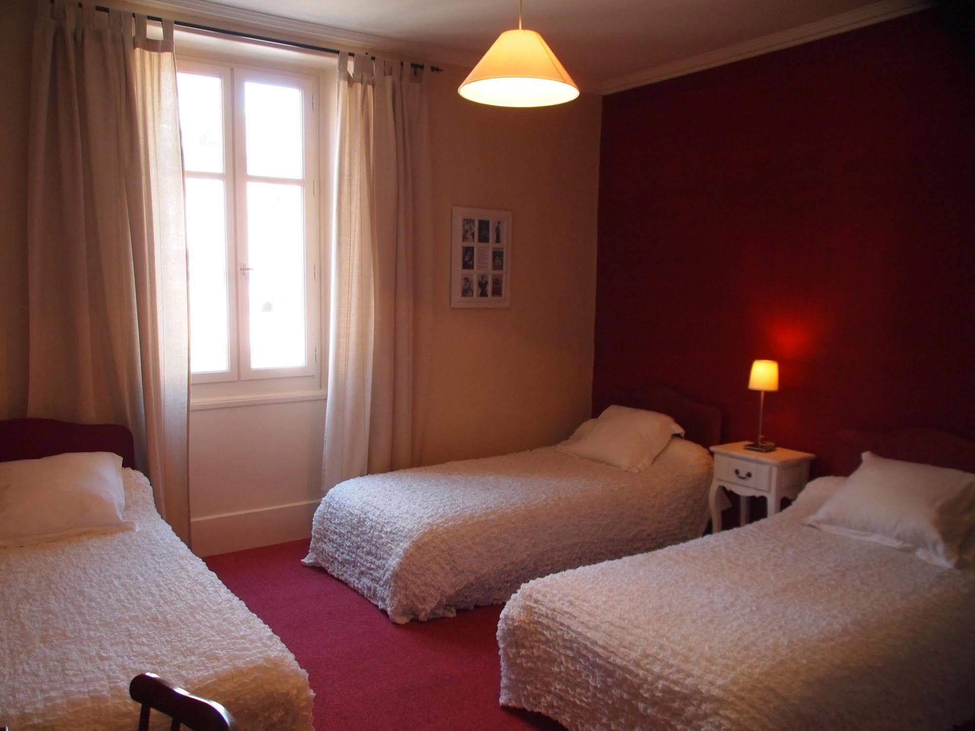 Hotel Emma Calve Millau Zewnętrze zdjęcie